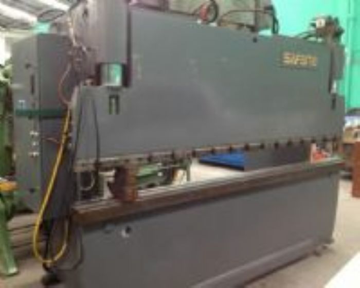 dobladora safana 130 tons x 10'